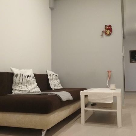 Apartament Scorpion Modlin Czosnów Esterno foto