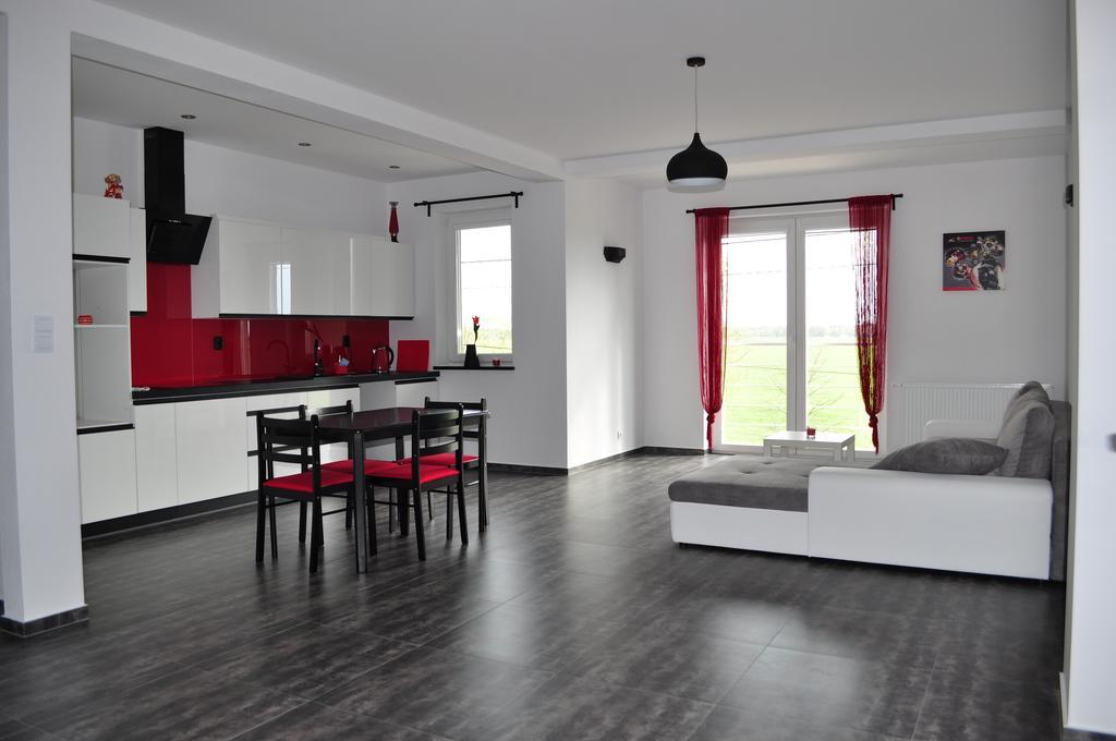 Apartament Scorpion Modlin Czosnów Esterno foto