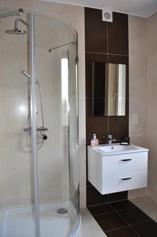 Apartament Scorpion Modlin Czosnów Esterno foto