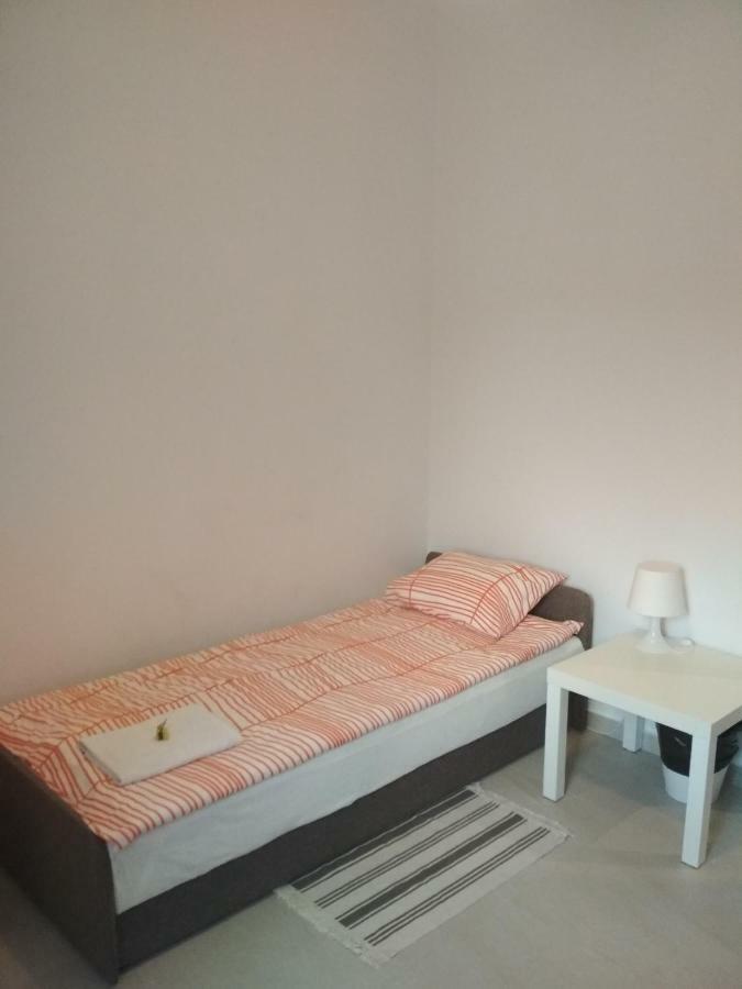 Apartament Scorpion Modlin Czosnów Esterno foto