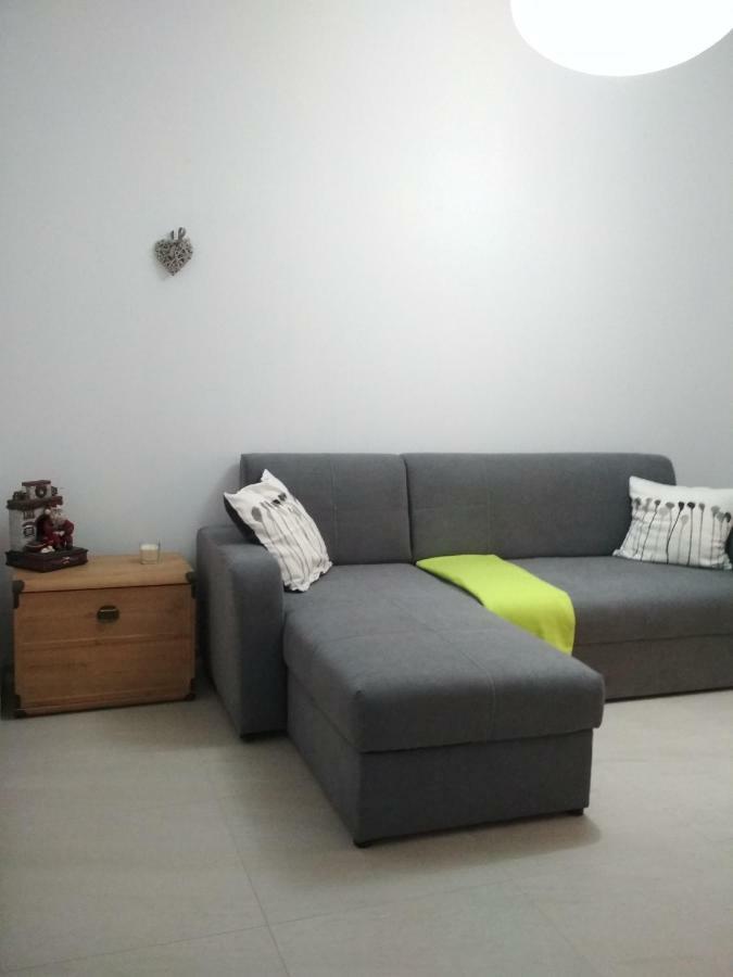 Apartament Scorpion Modlin Czosnów Esterno foto